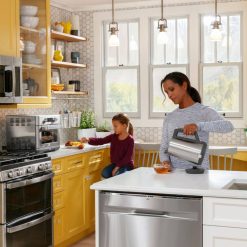 Alternative view of GE Cool Touch Kettle with Digital Controls Stainless Steel | G7KD15SSPSS