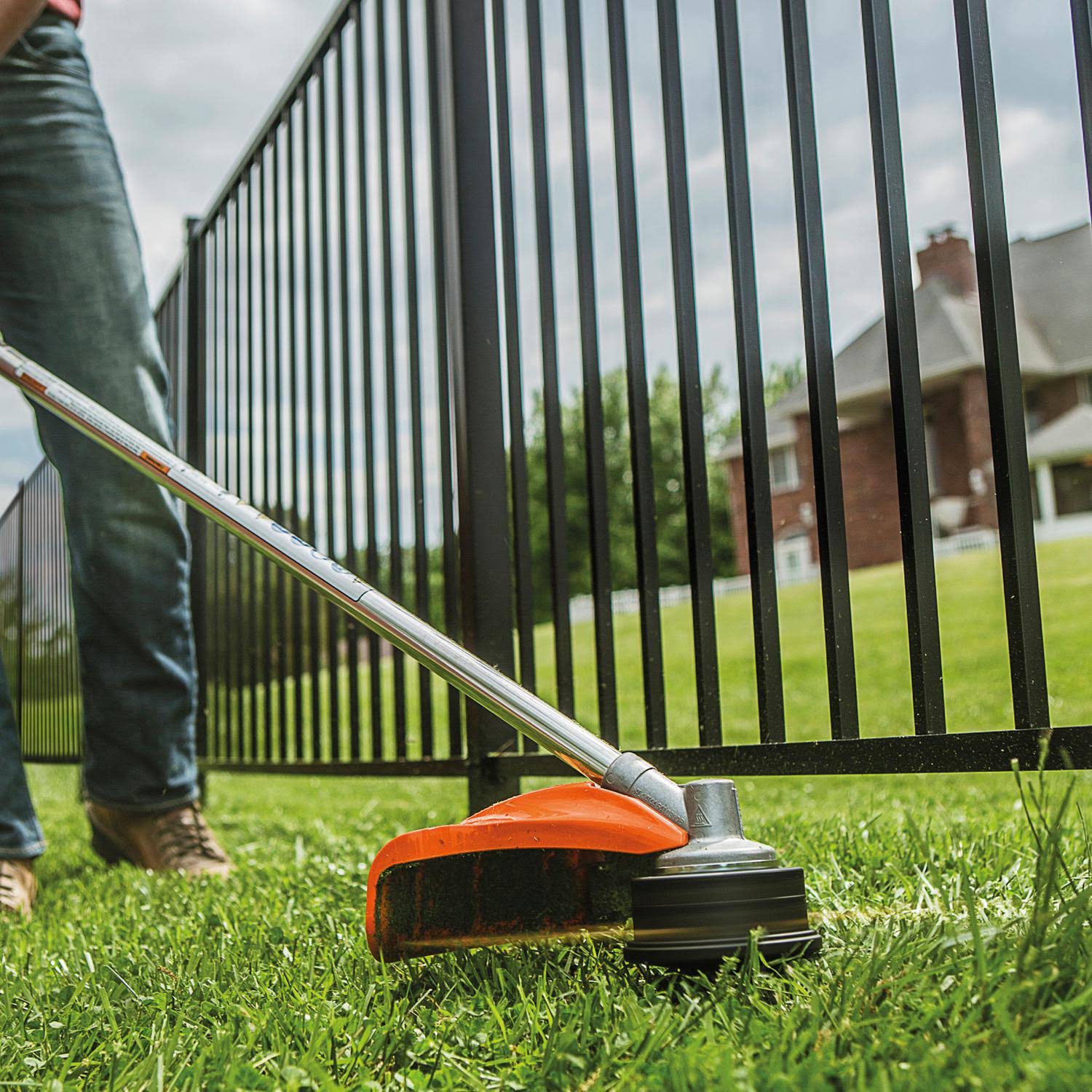 Stihl FS 56 RC-E GAS Trimmer - Image 3