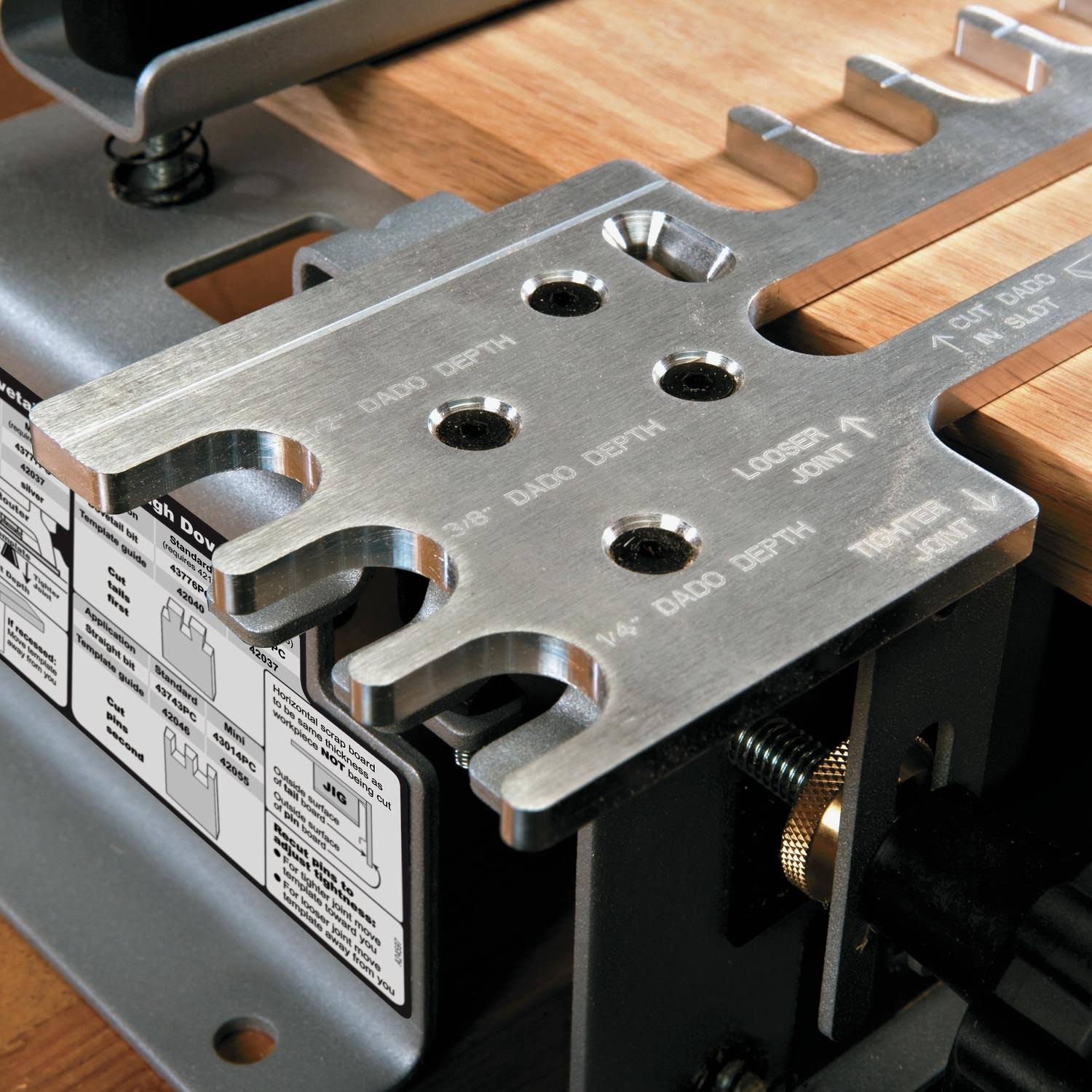 Porter-Cable 4216 12 in. Deluxe Dovetail Jig Combination Kit - Image 8