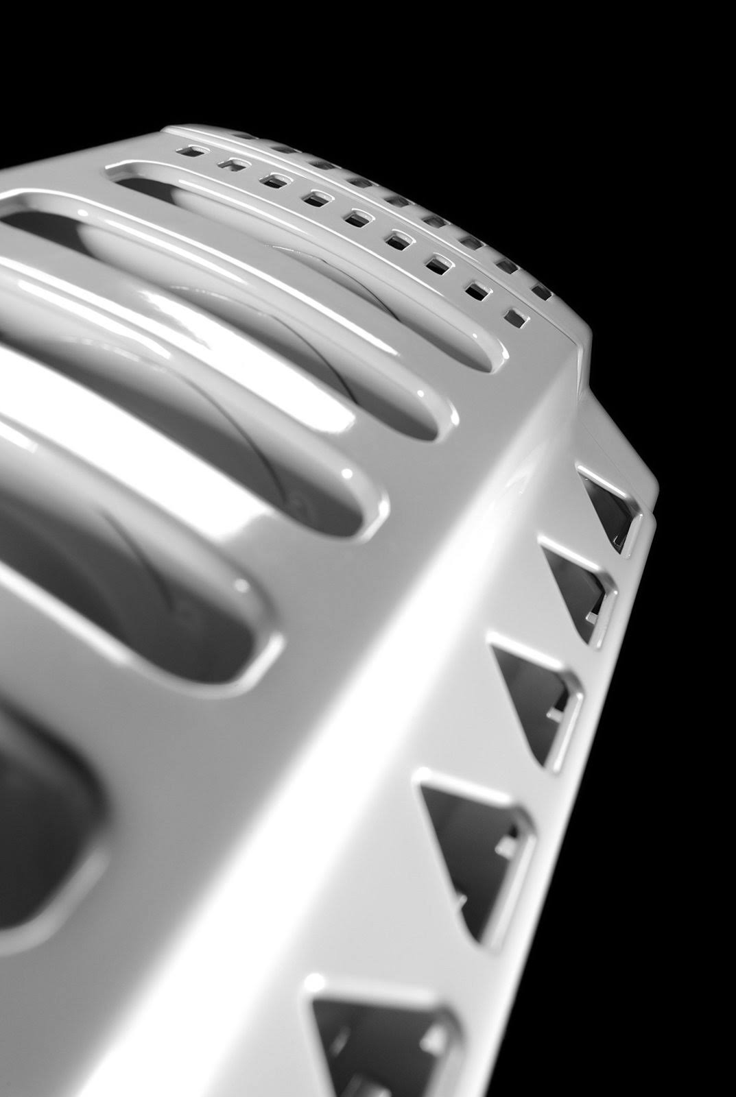 DeLonghi Full Room Radiant Heater - Image 2