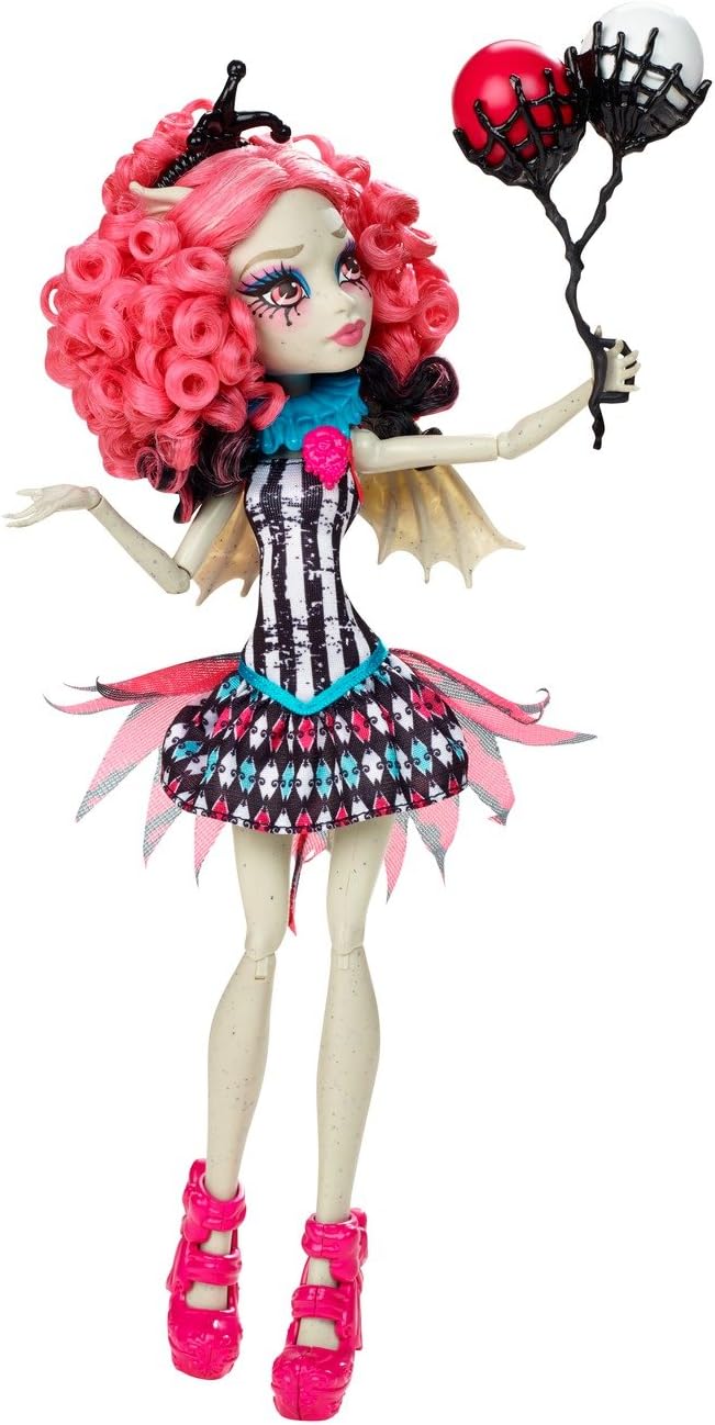 Monster High Freak du Chic Funhouse and Rochelle Goyle Doll Playset - Image 7