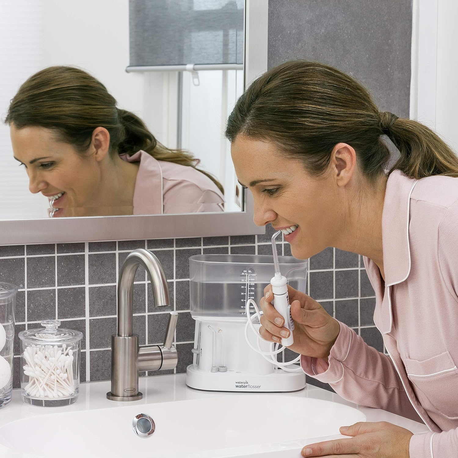 Waterpik Water Flosser Classic Professional WP 72, Countertop Oral Irrigator, White - Image 3