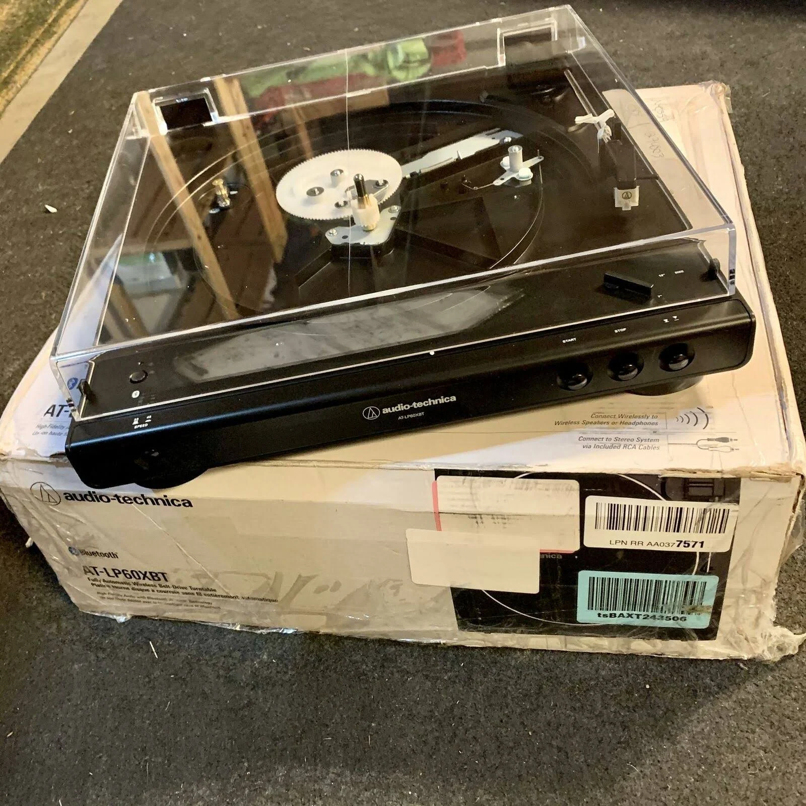 Audio-Technica AT-LP60XBT-BK Fully Automatic Belt-Drive Stereo Turntable, Black - Image 4